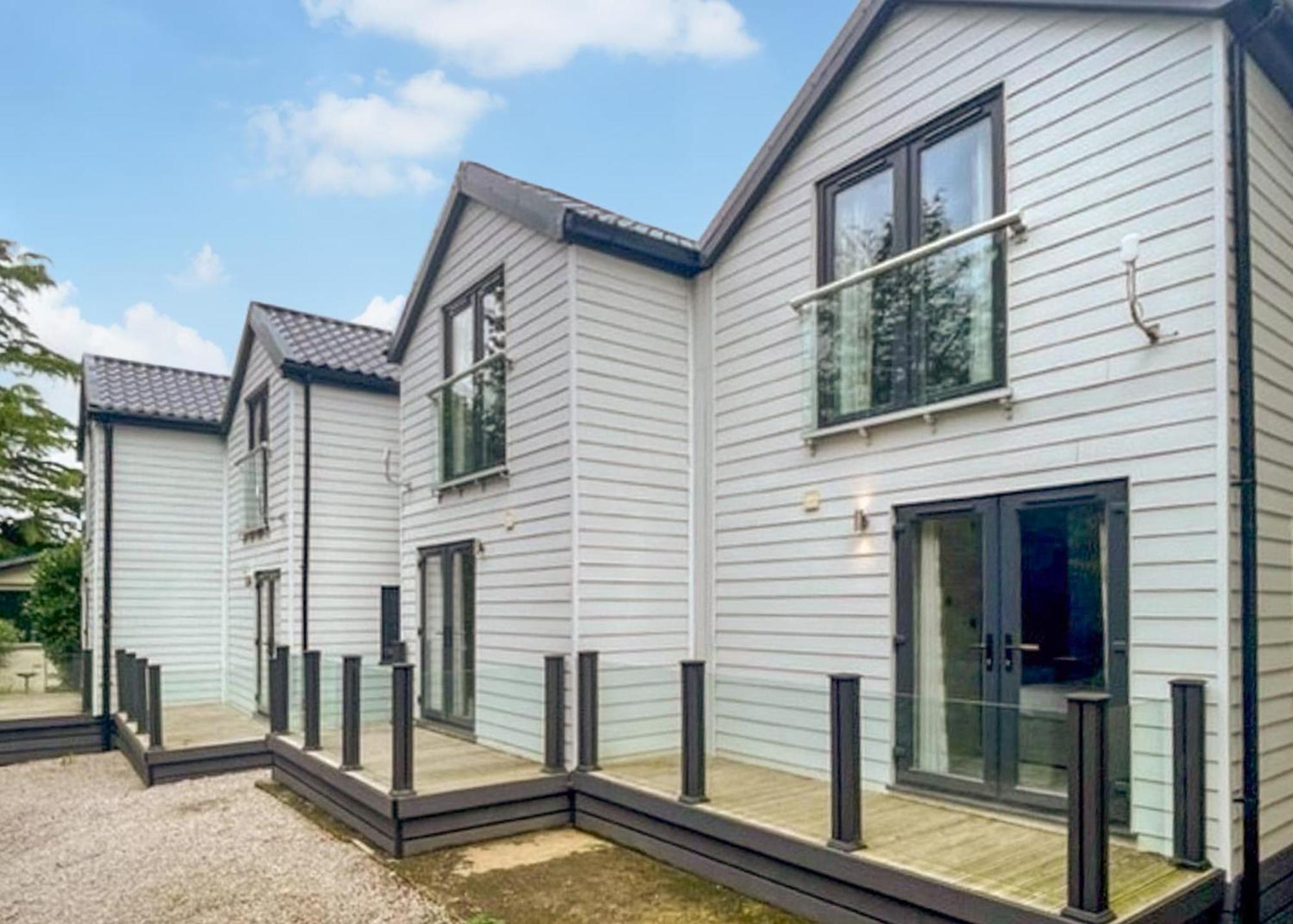 Fell End Hotel Milnthorpe Bagian luar foto
