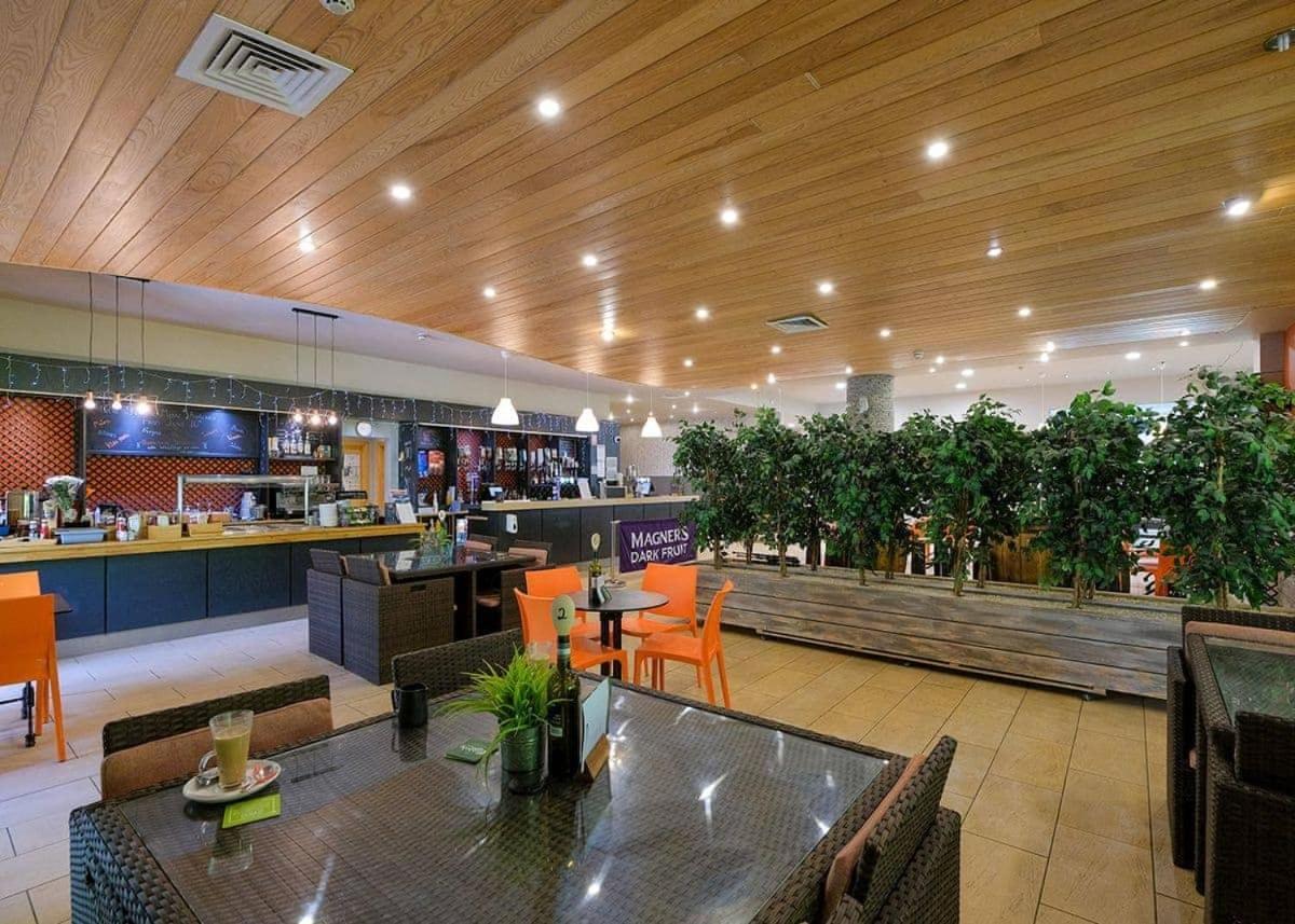 Fell End Hotel Milnthorpe Bagian luar foto