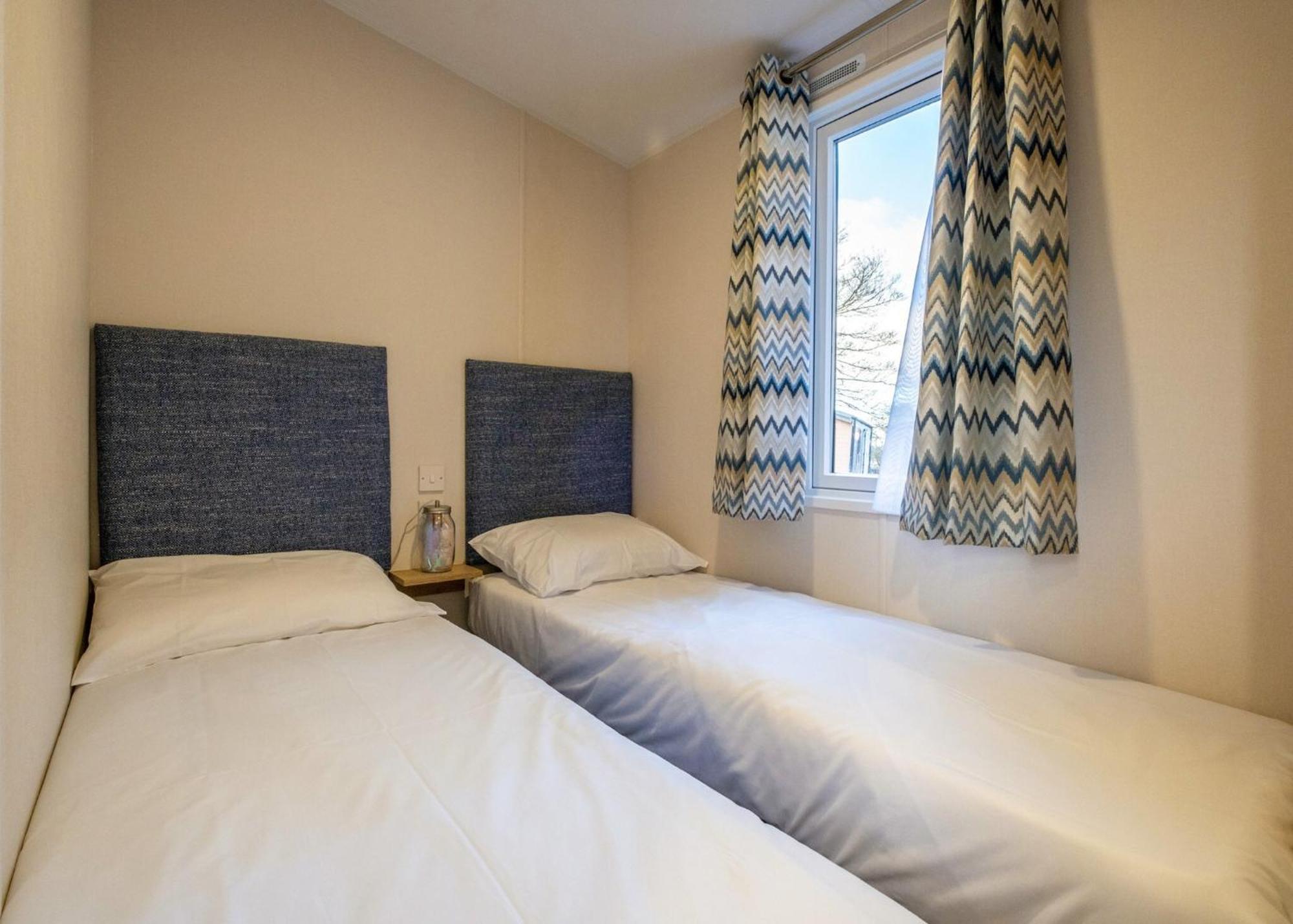 Fell End Hotel Milnthorpe Bagian luar foto